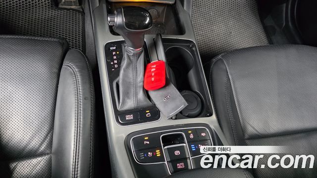 Kia K7 2016 — photo 12