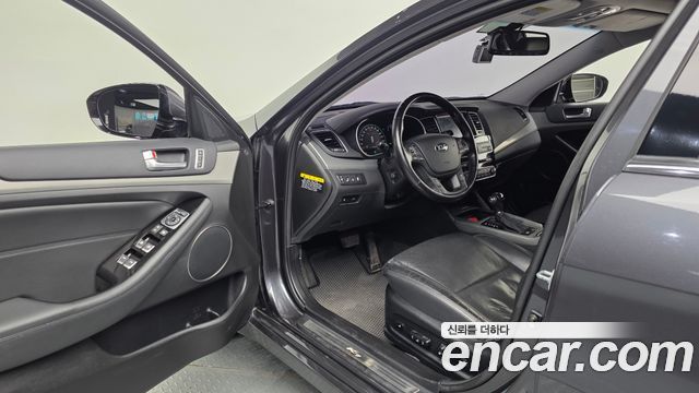 Kia K7 2016 — photo 13