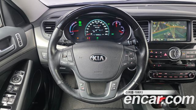 Kia K7 2016 — photo 19