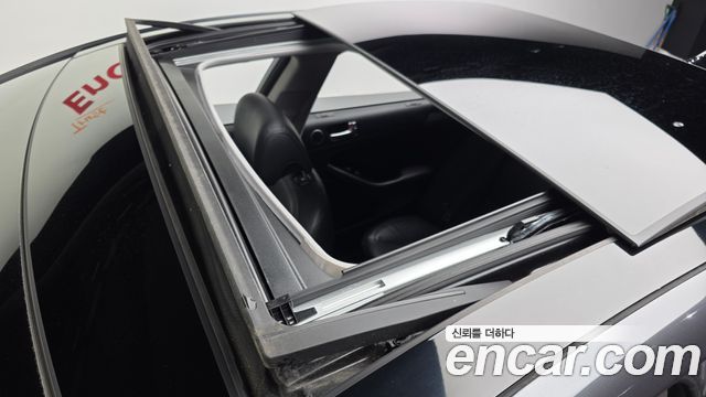 Kia K7 2016 — photo 25