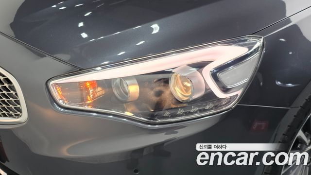 Kia K7 2016 — photo 8