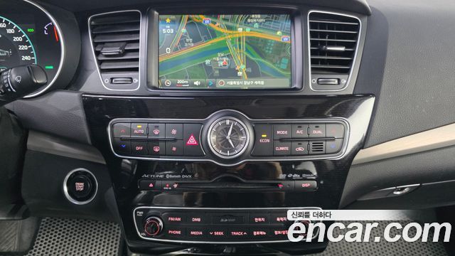 Kia K7 2016 — photo 28