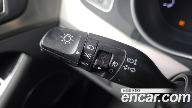 Kia K7 2016 — photo 29