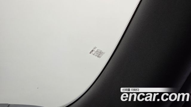 Mini Cooper Convertible 2024 — photo 27