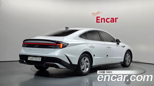 Hyundai Sonata 2024 — photo 2
