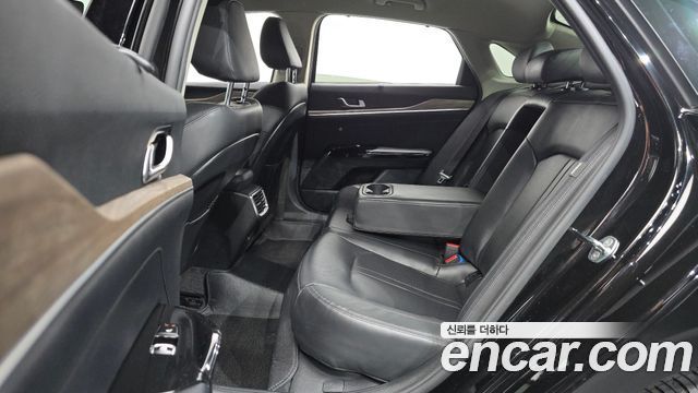 Kia K5 2023 — photo 18
