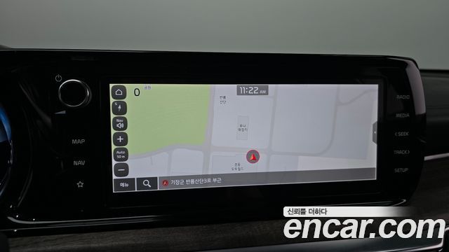 Kia K5 2023 — photo 23