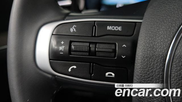 Kia K5 2023 — photo 29