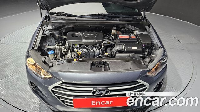 Hyundai AVANTE 2017 — photo 6