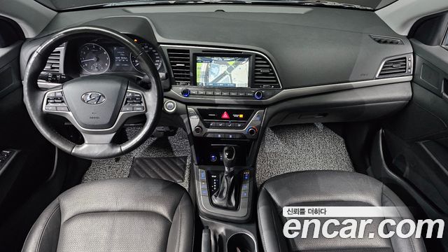 Hyundai AVANTE 2017 — photo 7