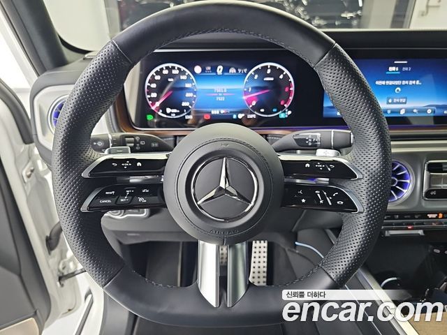 Mercedes-Benz G-Class 2026 — photo 8