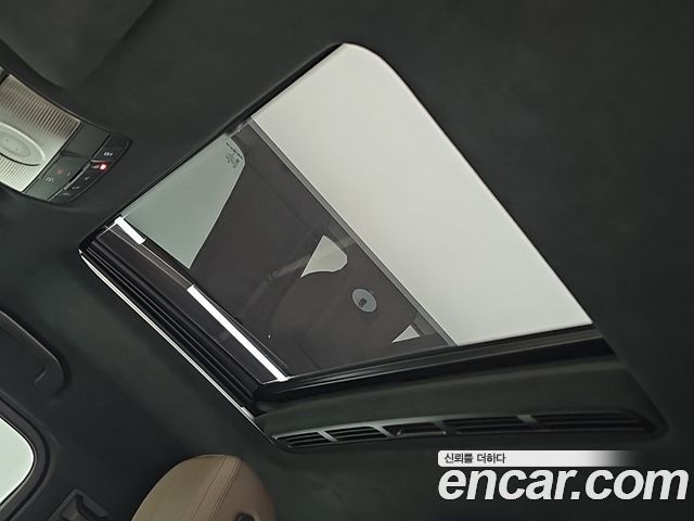 Mercedes-Benz G-Class 2026 — photo 13