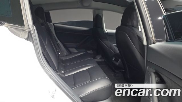 Tesla Model 3 2022 — photo 18