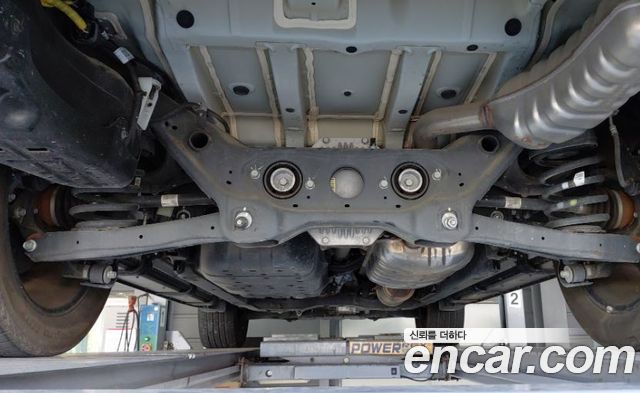Kia Mohave 2023 — photo 18