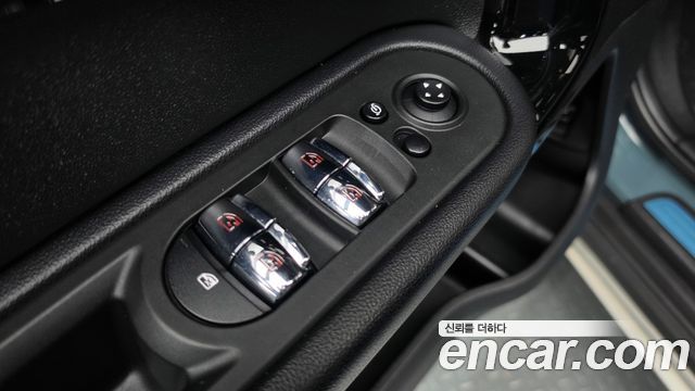 Mini Countryman 2021 — photo 29