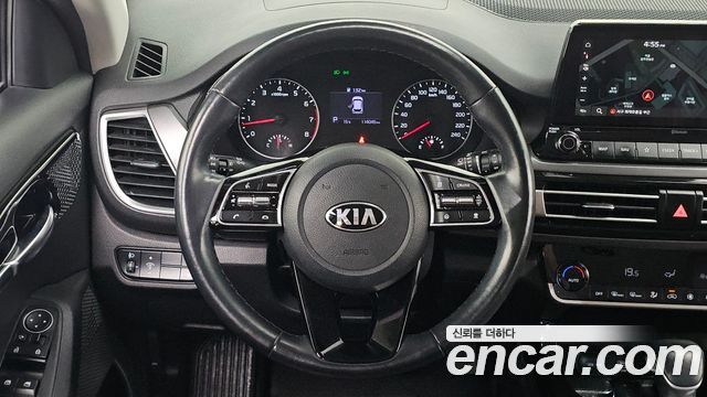 Kia Seltos 2020 — photo 11