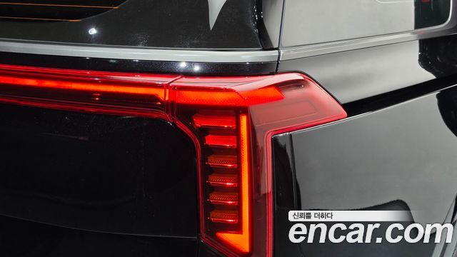 Kia Canival 2025 — photo 9