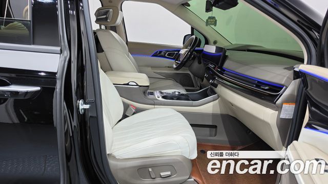 Kia Canival 2025 — photo 16