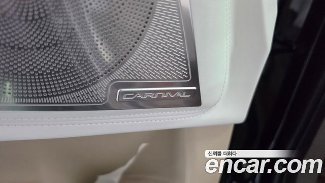 Kia Canival 2025 — photo 37