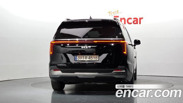 Kia Canival 2024 — photo 4