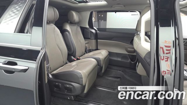 Kia Canival 2024 — photo 17