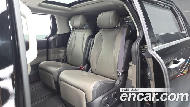 Kia Canival 2024 — photo 18
