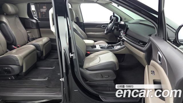 Kia Canival 2024 — photo 16