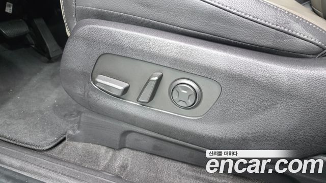 Kia Canival 2024 — photo 32