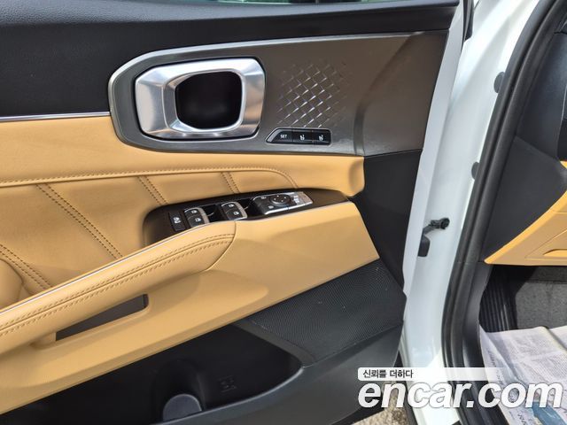 Kia Sorento 2023 — photo 11