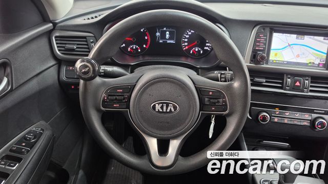 Kia K5 2016 — photo 13