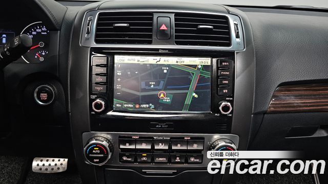 Kia Mohave 2017 — photo 15