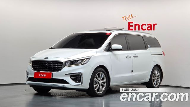 Kia Canival 2019 — photo 1