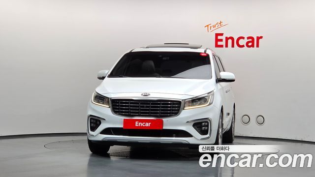 Kia Canival 2019 — photo 3