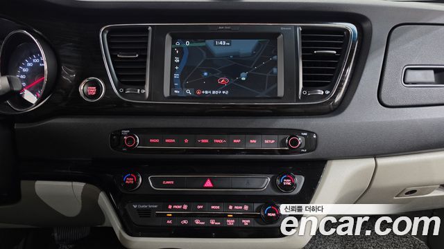 Kia Canival 2019 — photo 19