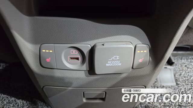 Kia Canival 2019 — photo 24