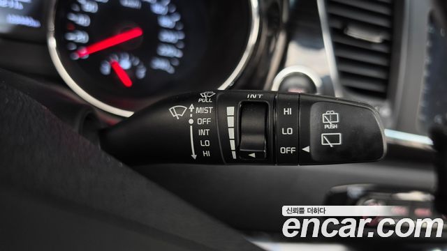 Kia Canival 2019 — photo 33