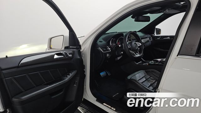 Mercedes-Benz GLE-Class 2016 — photo 10