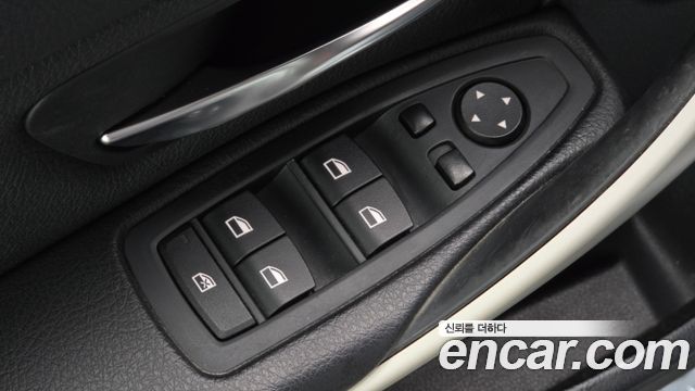 BMW 3-Series 2015 — photo 15