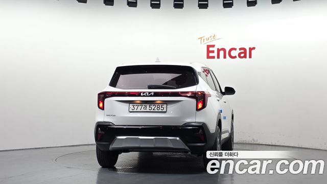 Kia Seltos 2023 — photo 4
