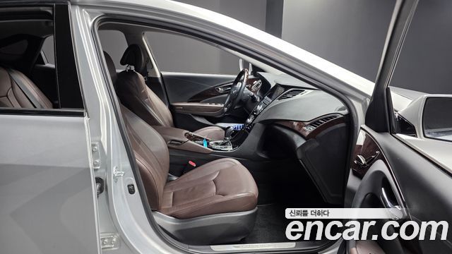 Hyundai Grandeur 2012 — photo 17