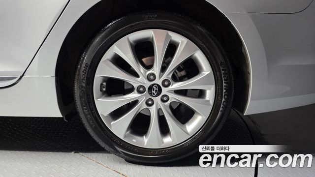 Hyundai Grandeur 2012 — photo 7