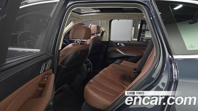 BMW X5 2022 — photo 17