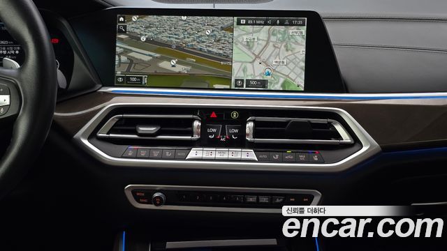 BMW X5 2022 — photo 19
