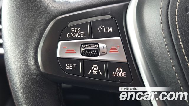 BMW X5 2022 — photo 24