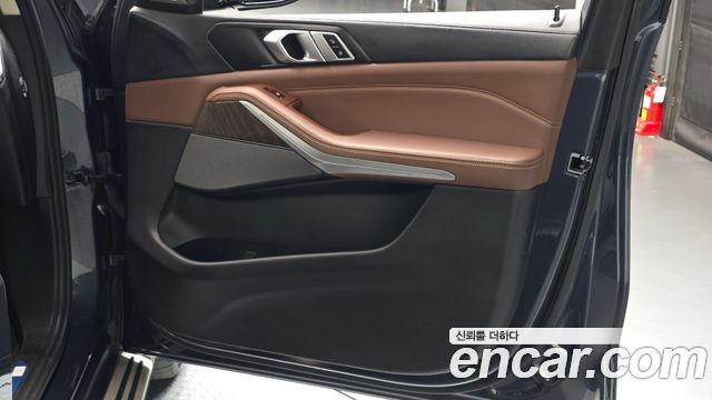 BMW X5 2022 — photo 15