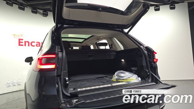 BMW X5 2022 — photo 28