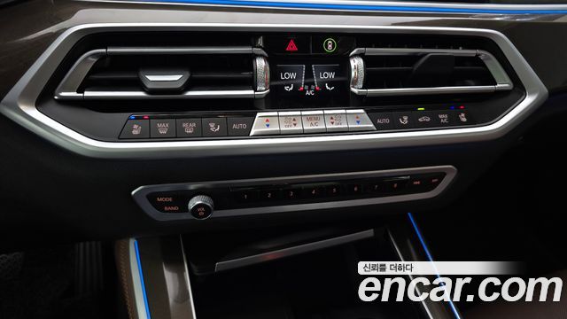 BMW X5 2022 — photo 33
