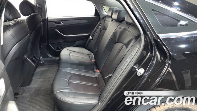 Hyundai Sonata 2015 — photo 11