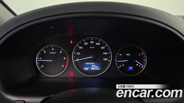 Hyundai Starex 2018 — photo 11