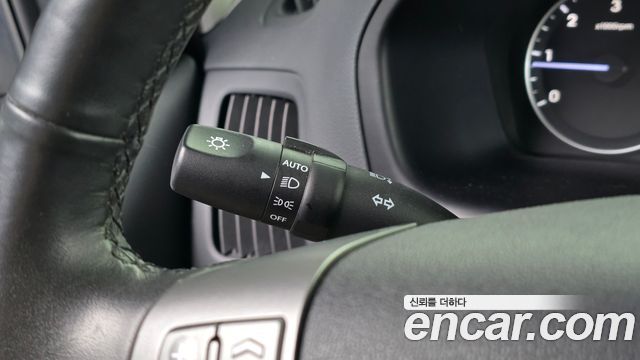 Hyundai Starex 2018 — photo 23